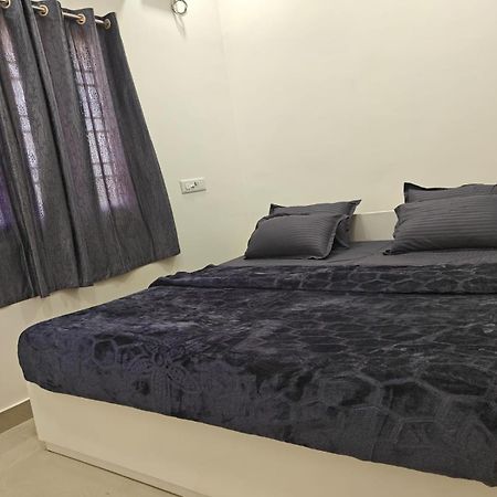 Thirunallar Heaven Homes Tirunallar Экстерьер фото