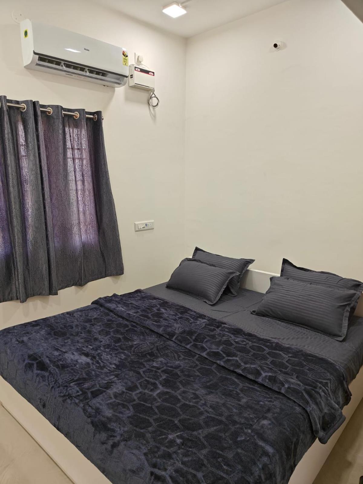 Thirunallar Heaven Homes Tirunallar Экстерьер фото
